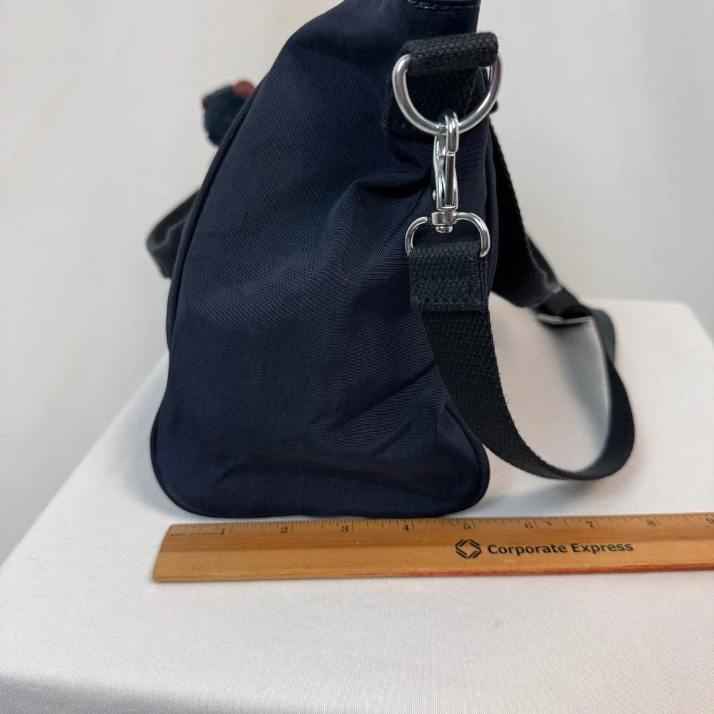 Kipling satchel blends